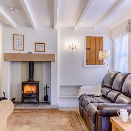 Вилла 1 Bed In Combs Pk682 Taxal Экстерьер фото